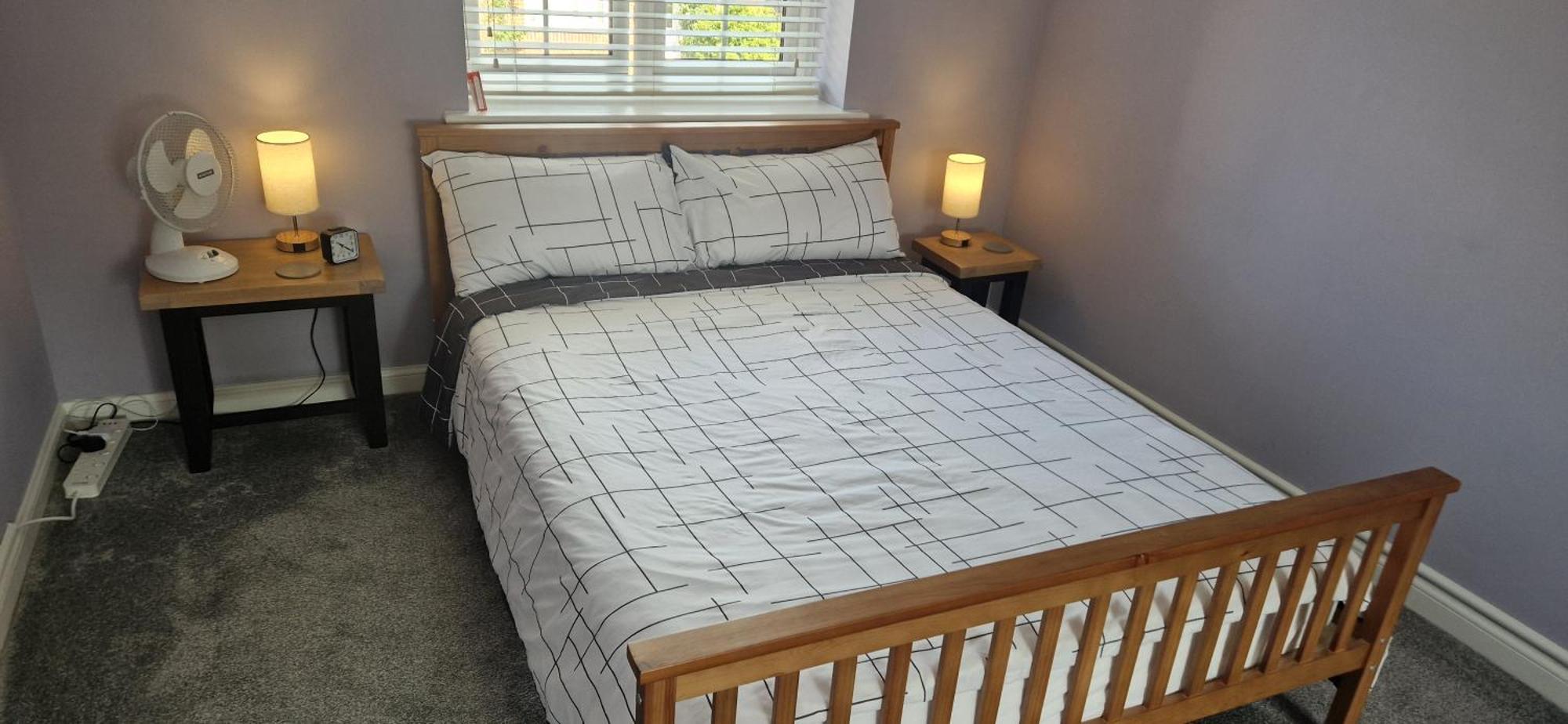 Double B&B Room In Southwater With Private Bathroom And Parking Luaran gambar